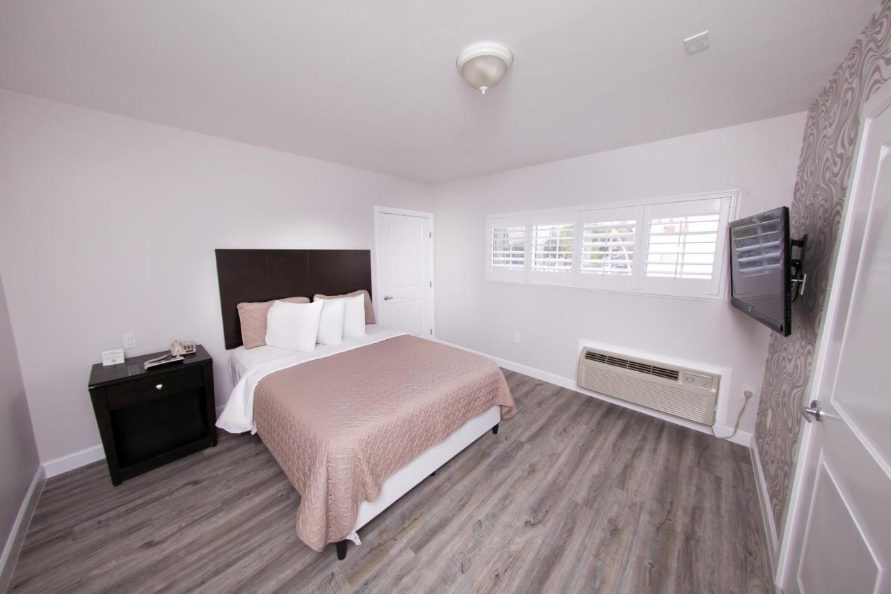 Metropolitan & 3* Los Angeles